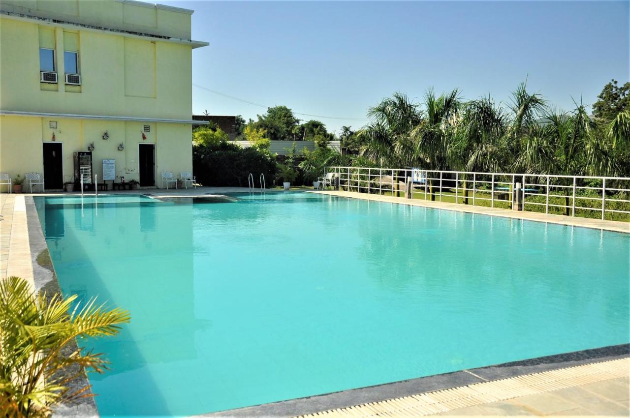 อัลกอร์ สปา รีสอร์ต Hotel คัมบาลกาห์ ภายนอก รูปภาพ