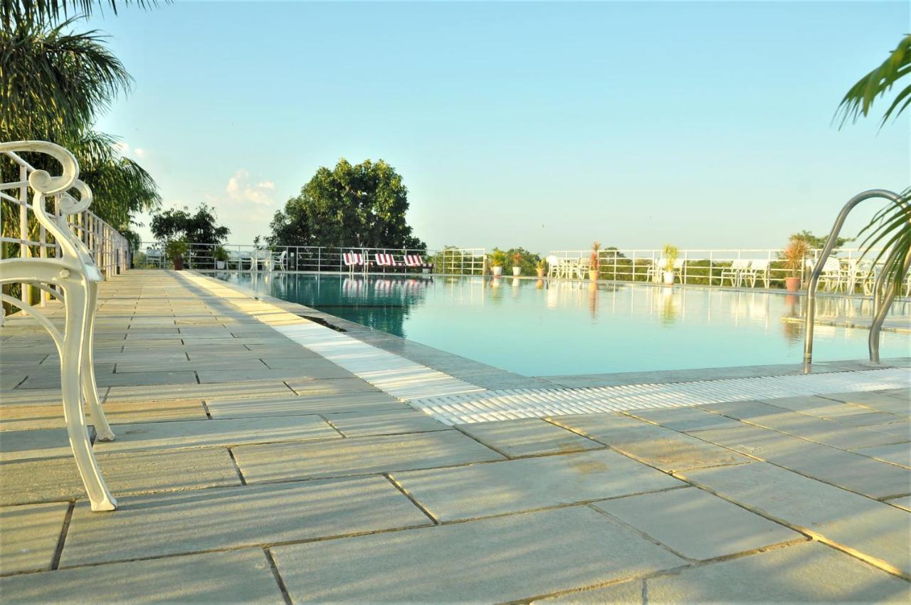 อัลกอร์ สปา รีสอร์ต Hotel คัมบาลกาห์ ภายนอก รูปภาพ